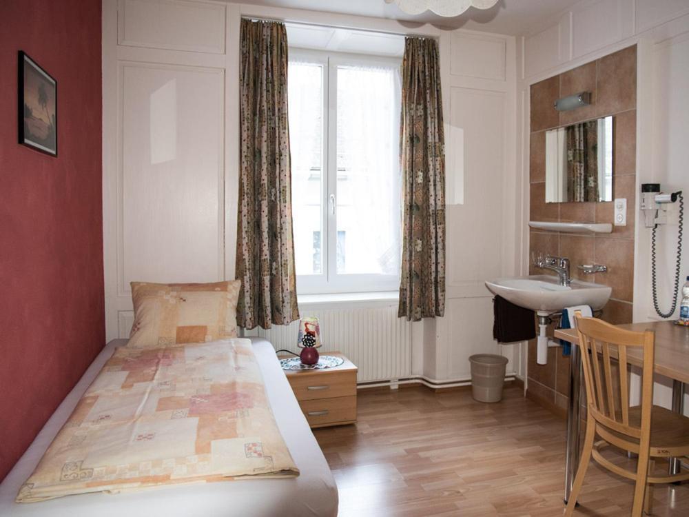 Hotel Restaurant Raben Linthal Экстерьер фото