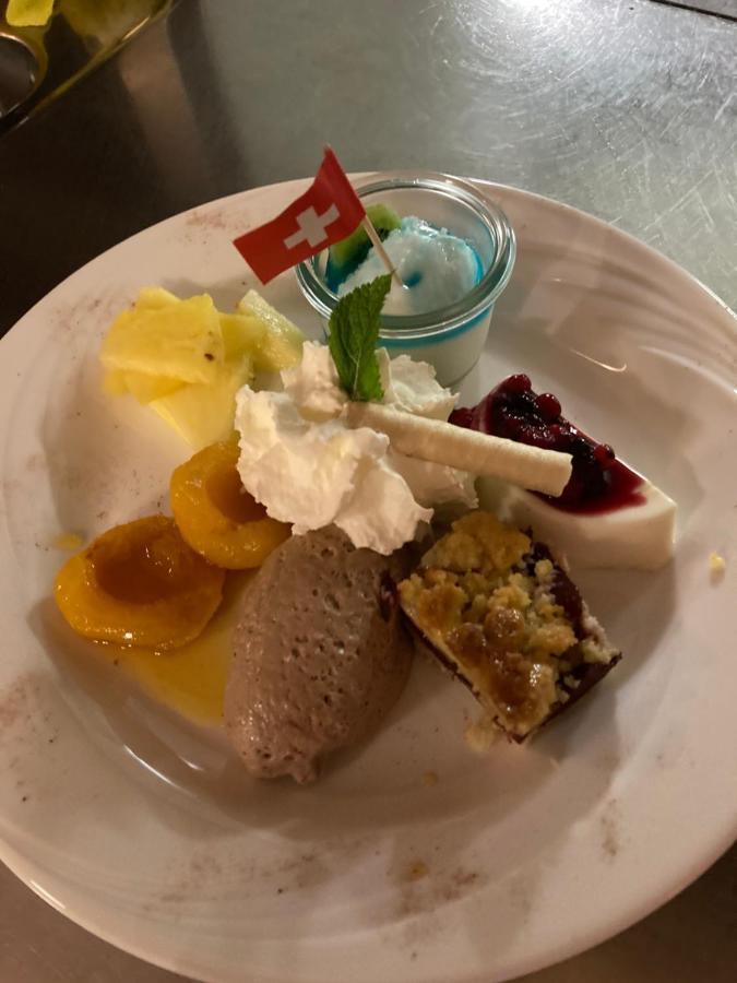 Hotel Restaurant Raben Linthal Экстерьер фото