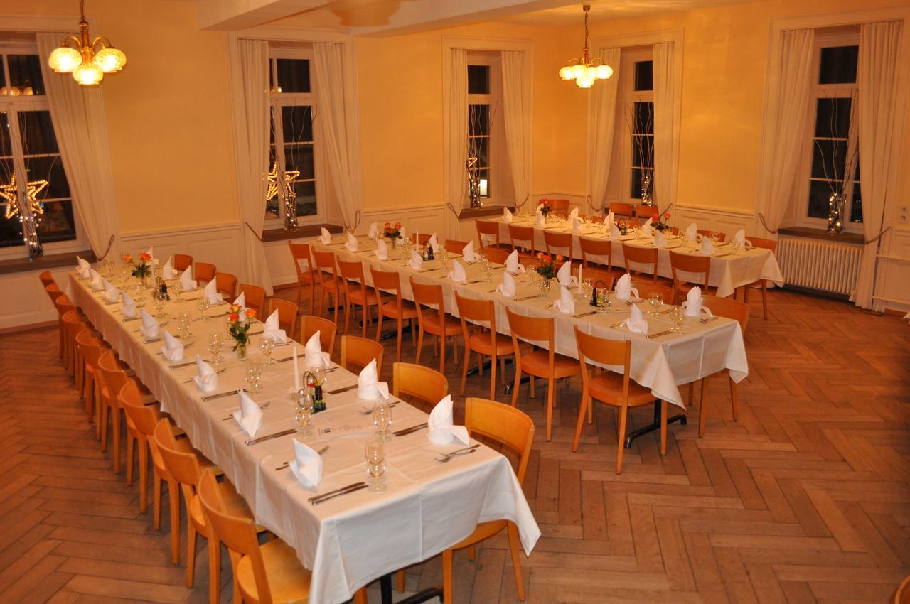 Hotel Restaurant Raben Linthal Экстерьер фото