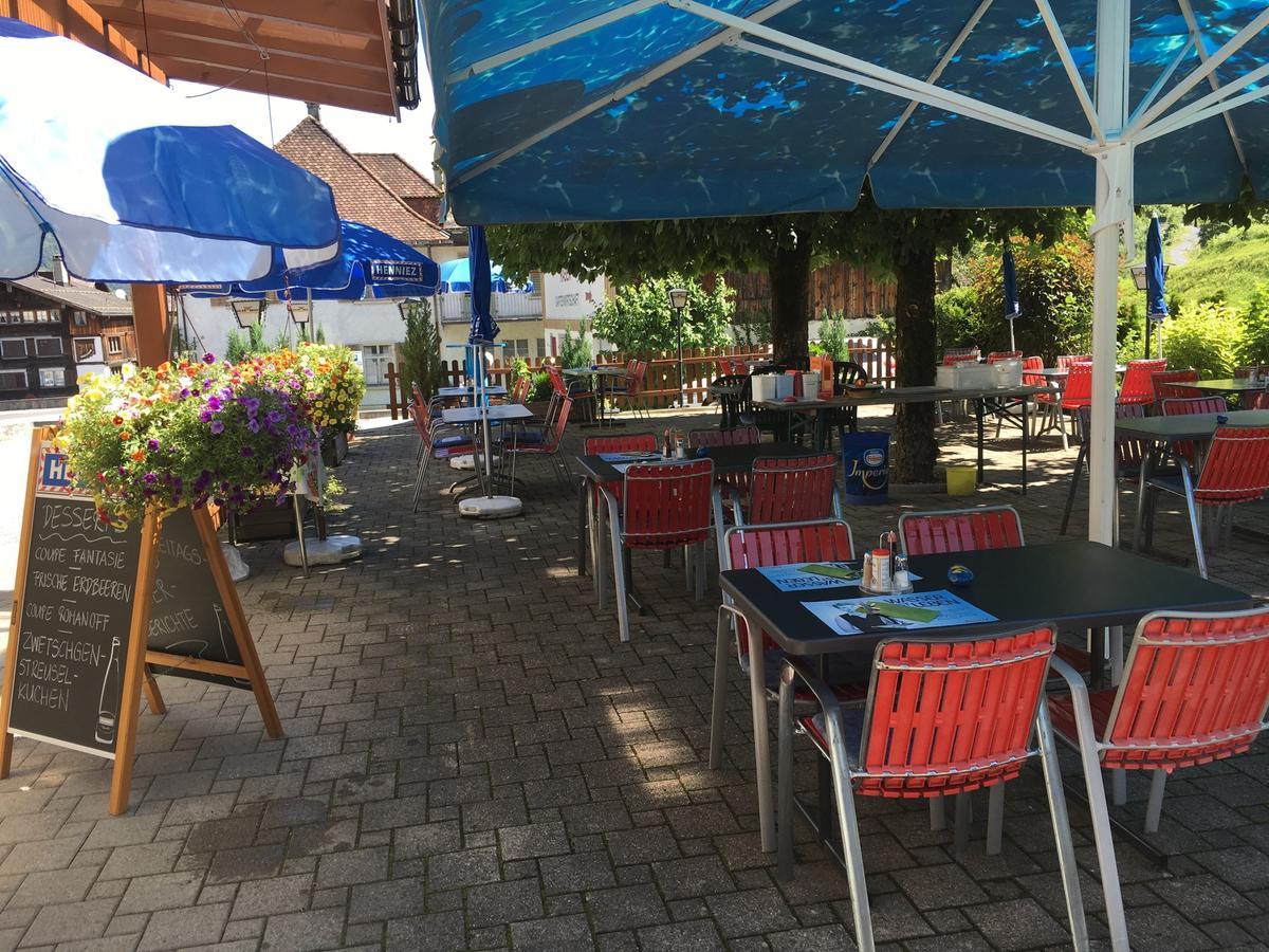 Hotel Restaurant Raben Linthal Экстерьер фото