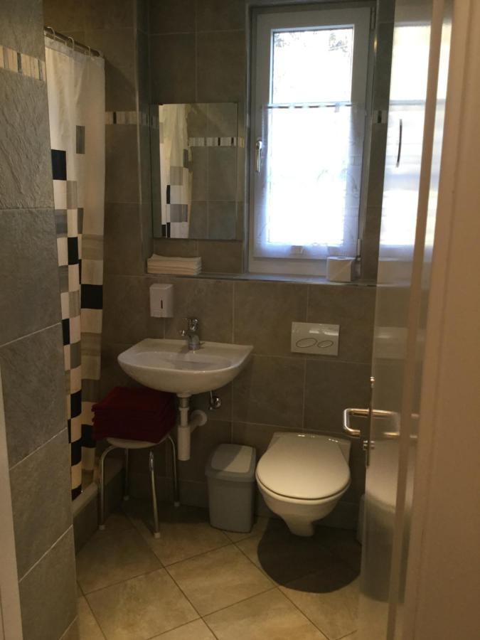 Hotel Restaurant Raben Linthal Экстерьер фото