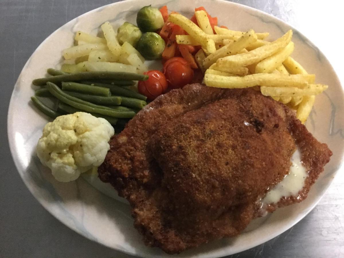 Hotel Restaurant Raben Linthal Экстерьер фото